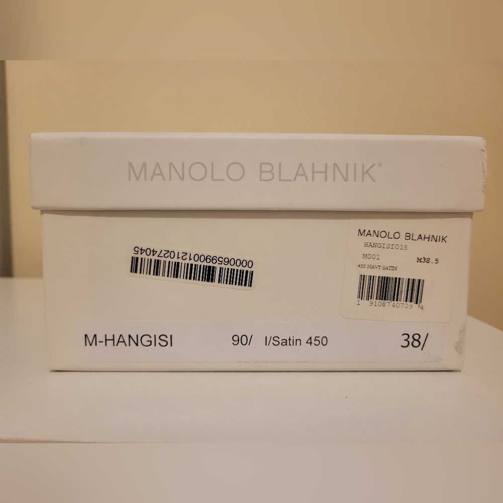 Manolo Blahnik M-Hangisi - Picture 9 of 14
